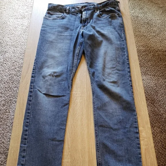 Lot sale. Two Old Navy jeans. Slim; Straight. W32, L32 - Picture 6 of 8